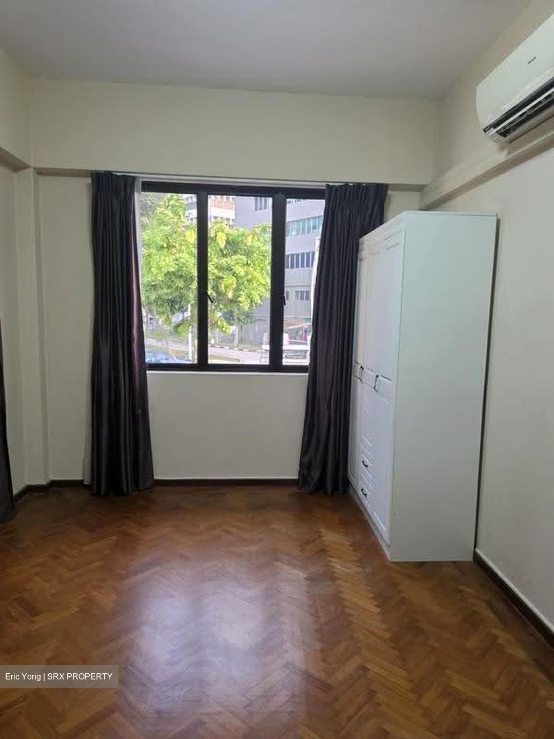 Sennett Estate (D13), Terrace #627120081